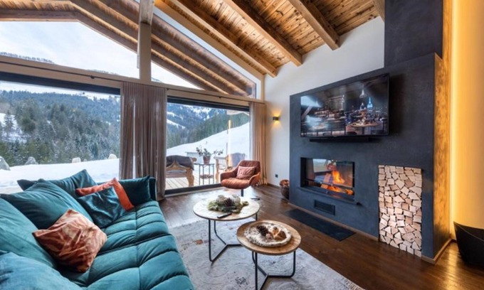 Sankt Johann in Tirol Ski Chalet | Luxury chalet with swimming pond and sauna