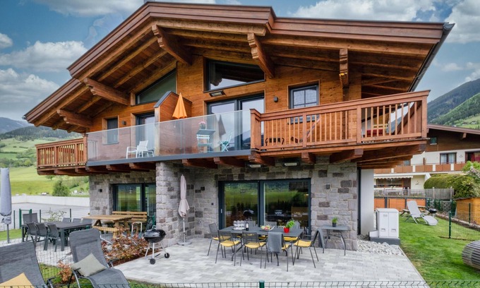Piesendorf Ski Chalet | Luxury chalet with sauna and garden