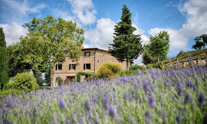Panzano in Chianti Apartment | Luxury Chianti with two Bedrooms - Apartment for 5 people in Panzano