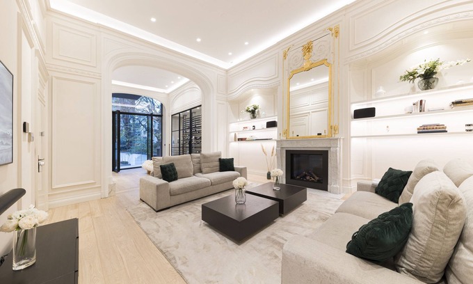 Ixelles Apartment | Luxury City House in Brussels