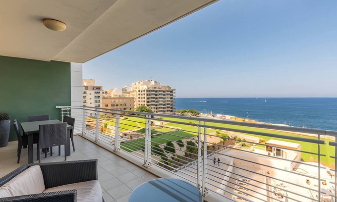 Madliena Apartment | Luxury Coastal Apartment with Panoramic Views