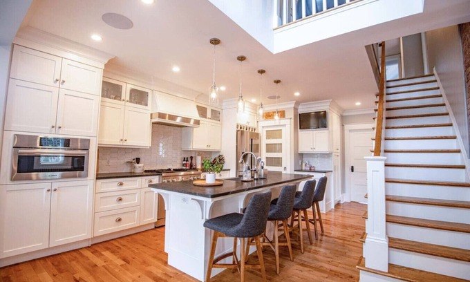 Queens Square House | Luxury Colonial Heritage Home