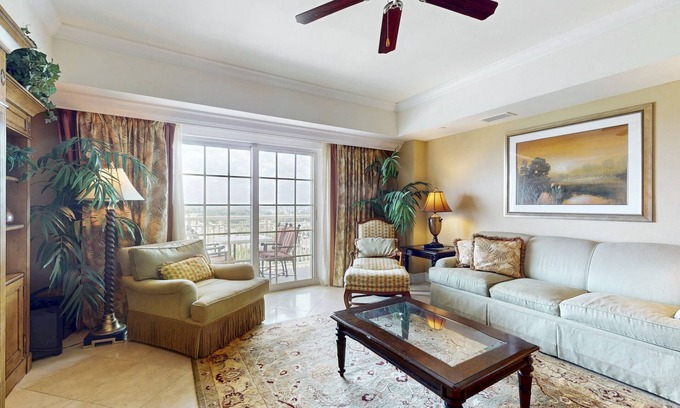 Reunion Condo | Luxury Condo in the Exclusive Gated Reunion Resort w/Shared Rooftop Pool