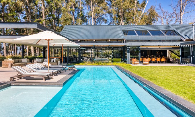 Constantia House | Luxury, contemporary Constantia home