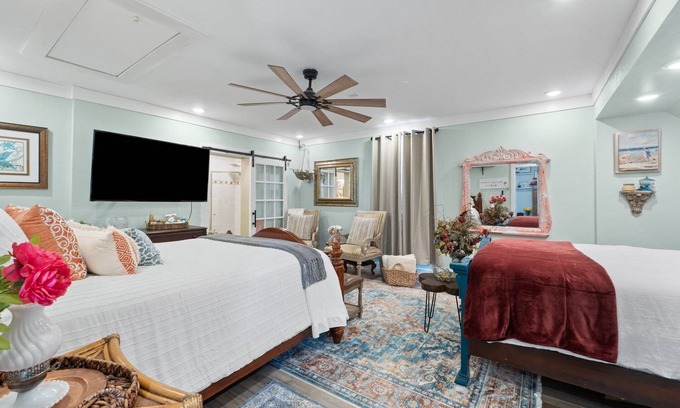 Chipley Bed & Breakfast | Luxury Country Stay - Indoor heated pool, Spa, Art Studio, Breakfast, Hot Tub