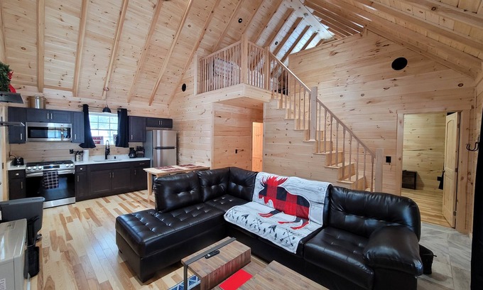 Jackman Cabin | Luxury custom built cabin in the Switzerland of Maine (Jackman)