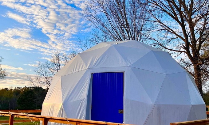 Douglassville Cabin | Luxury Dome with AC near Texarkana, TX