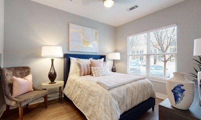 North Decatur Apartment | ✨Luxury Downtown Decatur Oasis✨