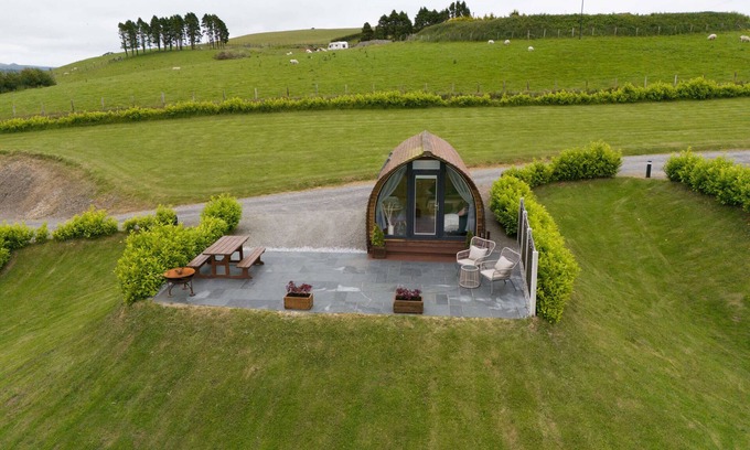 Glandyfi Cabin | Luxury Ensuite Wooden Glamping Cabin