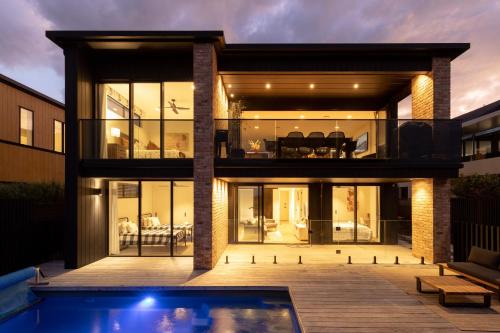 Papamoa Beach House | Luxury Escape with ocean views.