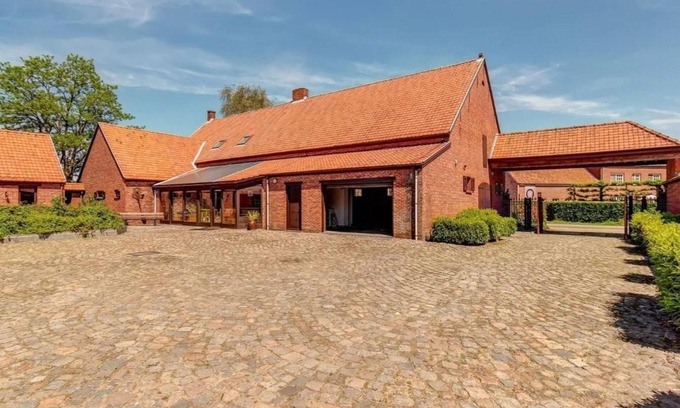 Merksplas House | Luxury farmhouse with large garden in Merksplas