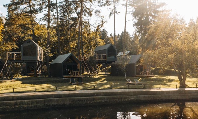 Limbus Resort | Luxury glamping Chocolate village