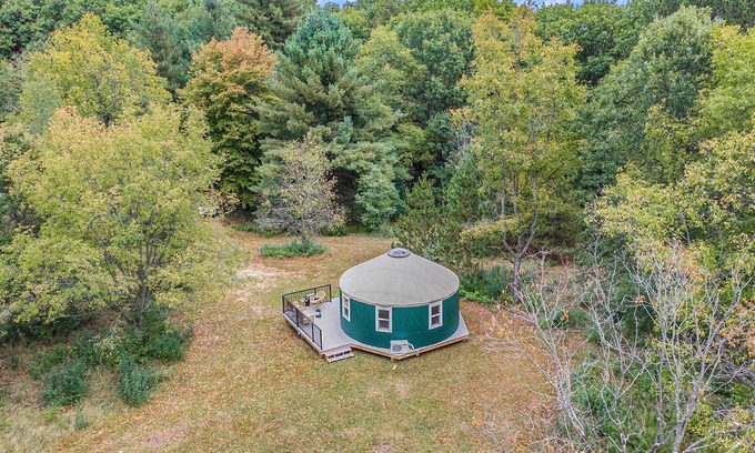 Sears Cabin | Luxury Glamping Yurt with Loft, Wood-Fired Hot Tub