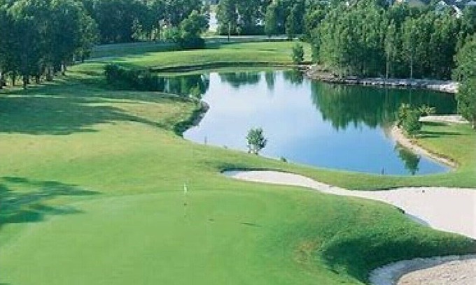 Salamander Bay Apartment | Luxury Golf Course Townhouse, direct golf course frontage-FREE NIGHTS