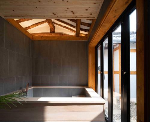 Sajik-dong Villa | Luxury Hanok Maison Sunlit