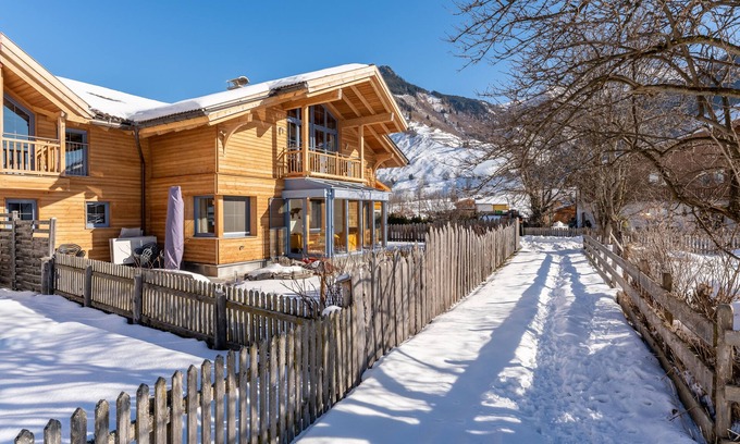 Woerth House | Luxury holiday home with wellness and fireplace