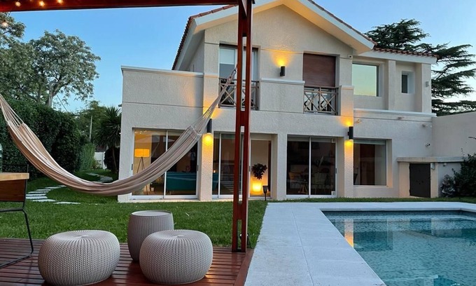 Carrasco House | Luxury Home in Carrasco Sur, Spectacular! 4 Bedrooms