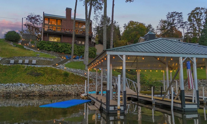 Inman House | Luxury lake house in SC with mountain views!