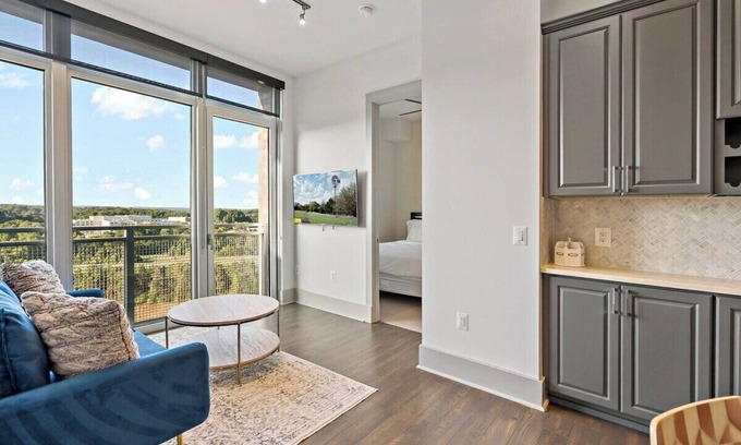 McLean Apartment | Luxury Living | Tysons | High Rise | Scenic Views