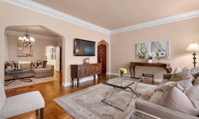 Marina District Condo | Luxury lower flat Marina private condo, 1 block from Bay