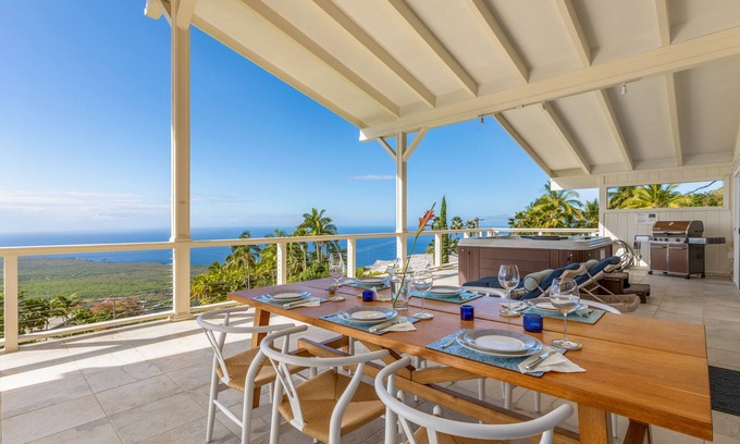 Captain Cook House | Luxury Magic Oceanview Home – Huge Terrace under roof & Hot Tub
