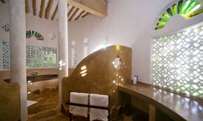 Tiwi House | Luxury Ocean Front Family Villa Tiwi Beach Kenya