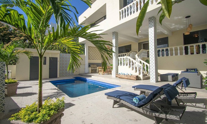 Balcones de Loma Linda House | Luxury on the hill Vista Hermosa