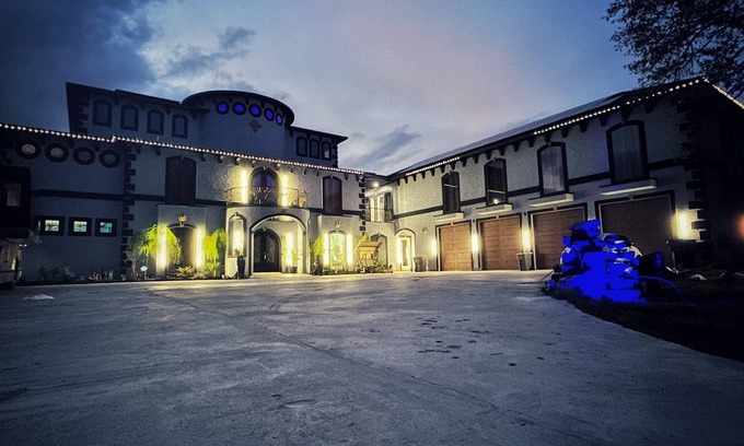 Alvin Villa | LUXURY/PALACE n
