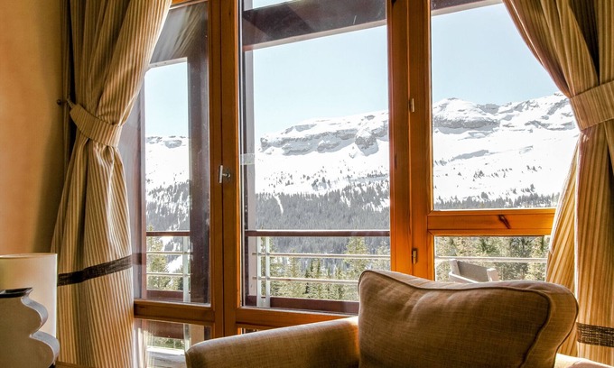 Flaine Apartment | Luxury penthouse 2-bedroom apartment with fireplace and stunning views