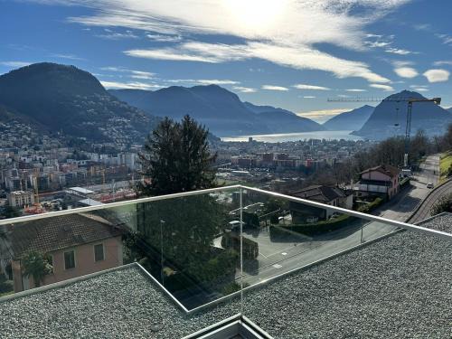 Porza Apartment | Luxury Penthouse, lake view