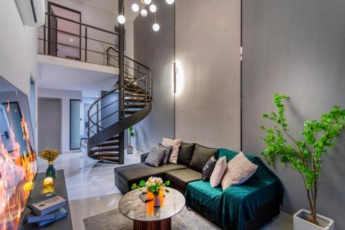 Kuala Lumpur Apartment | Luxury Premium 3BR Penthouse, Novo Ampang, Kuala Lumpur by Cobnb