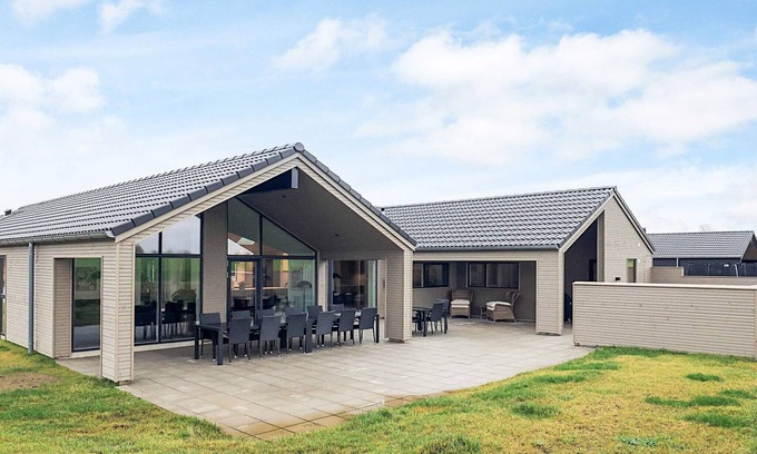 Hasmark Strand House | Luxury Retreat by Hasmark - By Traum Ferienwohnungen