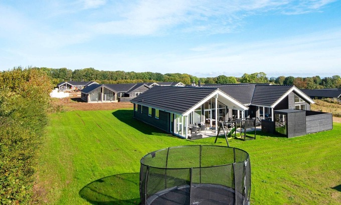 Mommark Strand House | Luxury Retreat in Mommark - By Traum Ferienwohnungen