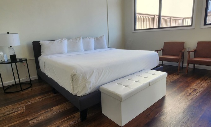 Old City Apartment | Luxury Rooftop Unit with Stunning Views & Prime Location