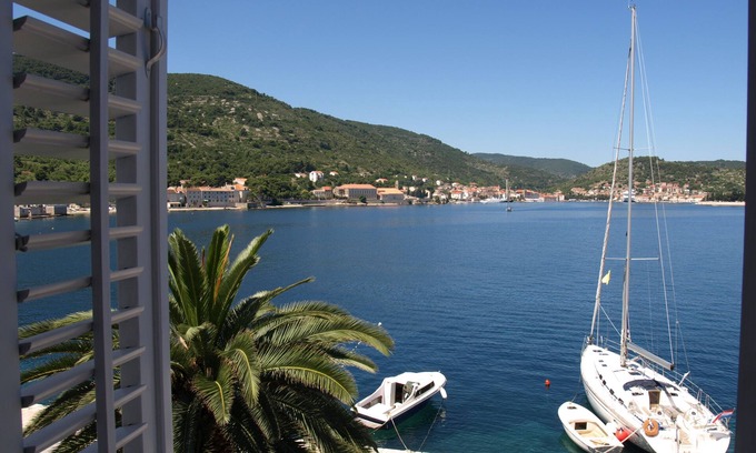 Vis Villa | Luxury seafront villa, stunning sea & harbour views, on unspoilt island of Vis