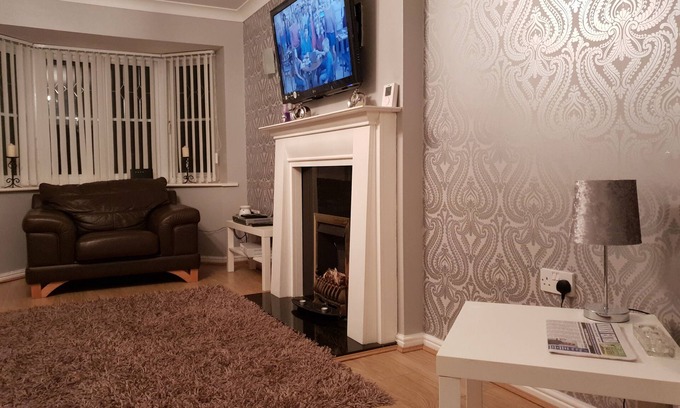 Kirkby House | Luxury Semi Detached house on private estate