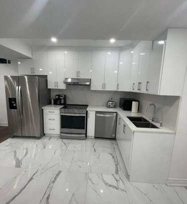 Brampton Apartment | luxury & Spacious 2 bedrooms basement serviced apartment