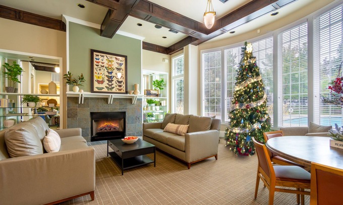 Midvale Apartment | Luxury spacious 2 King Bd, 2Ba w/hot tub, gym, garage