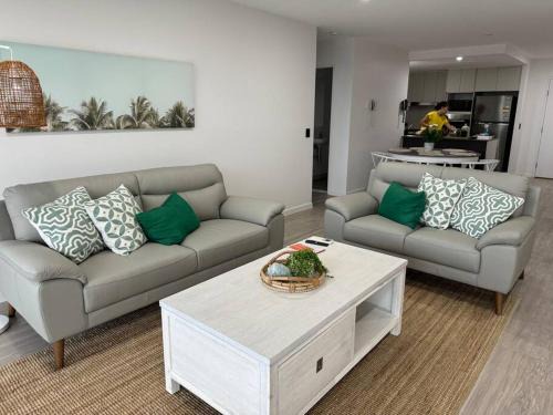 Gold Coast Apartment | Luxury Spacious Apartment