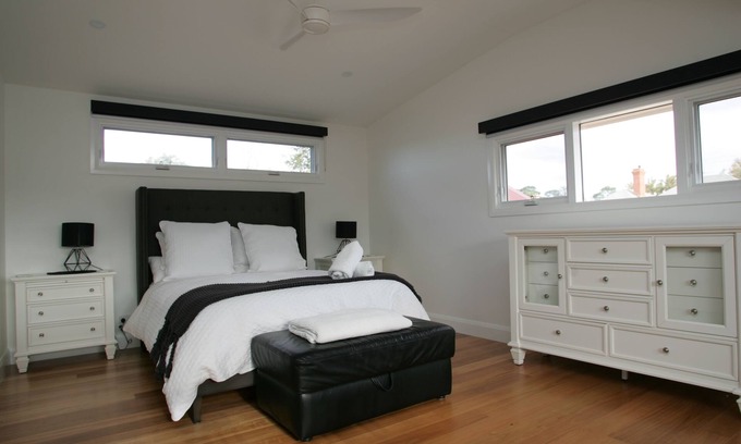 Lake Wendouree Apartment | Luxury Studio Apartment on Gregory Street