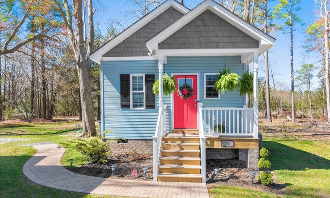 Deltaville House | Luxury Studio Guesthouse Deltaville