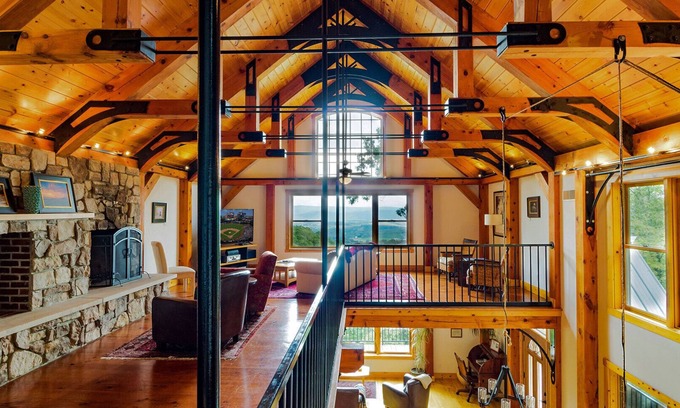 Spring Mills Cabin | Luxury Timber Frame Mountaintop Lodge, Stunning Views, 5 Suites, Chef's Kitchen