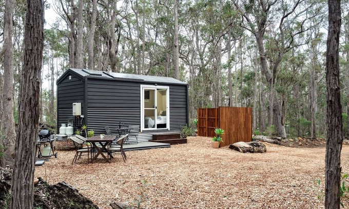 Rosa Glen House | Luxury Tiny Home Forest Escape