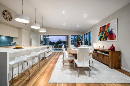 Sunshine Beach House | Luxury Tropical Haven - Pacific Avenue, Sunshine Beach