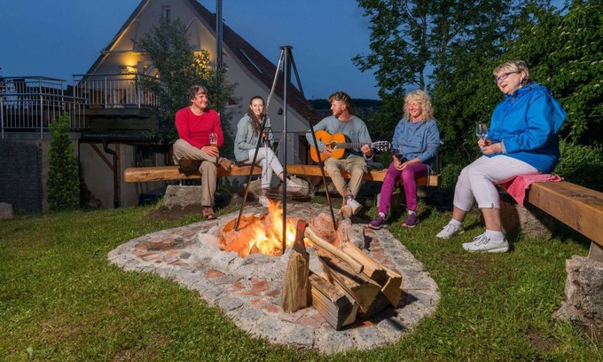 Schonach im Schwarzwald Apartment | Luxury vacation house with Wellness- and Fitness Area of 90 m2, large garden, BBQ, pond