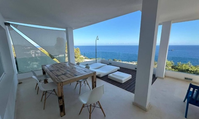 Roca Llisa Cabin | Luxury Villa In Ibiza