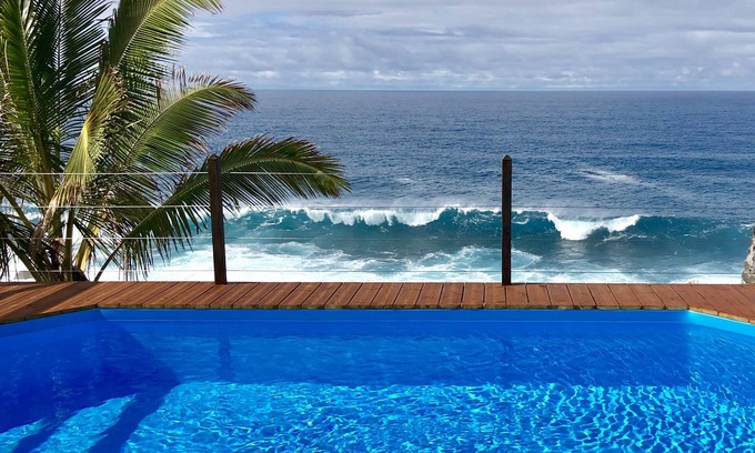 Saint-Pierre De La Reunion Villa | Luxury Villa, 20 m from the ocean, heated pool, Gds-Bois - Saint-Pierre.
