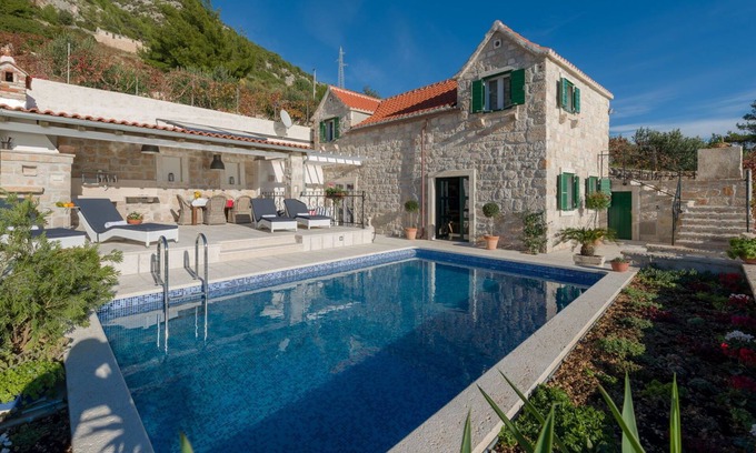 Murvica Villa | Luxury Villa Blue Pearl with Swimming Pool