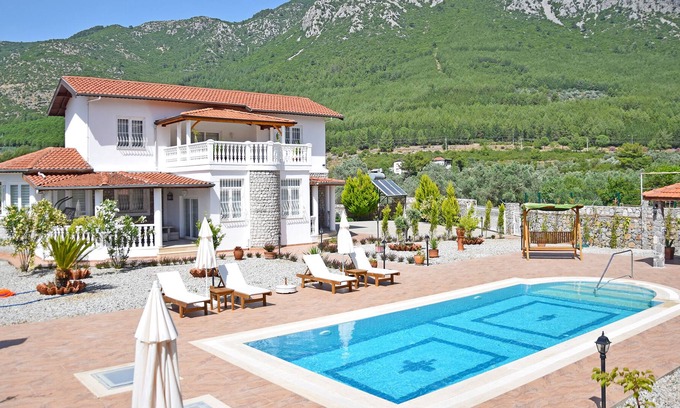 Uzumlu Villa | Luxury Villa Estelle