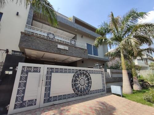 Islamabad Villa | Luxury Villa in Islamabad Margala Hills view
